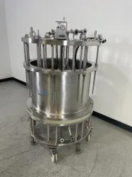 Millipore Isopak Chromatography Column for Preparative Liquid Chromatography, 2 of 4