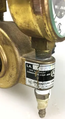 Liquid Air 151-1137 Brass Carbon Dioxide Regulator - CGA 500