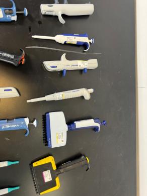 Assorted Manual Pipettes and Pipette Controllers – Lot of 12 for Laboratory Liquid Handling-cover