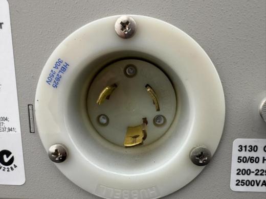 Applied Biosystems 3130 Capillary Electrophoresis Genetic Analyzer for DNA Fragment Analysis-cover