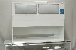 CleanAir DLF 660 Vertical Laminar Downflow Cabinet, 2 of 5