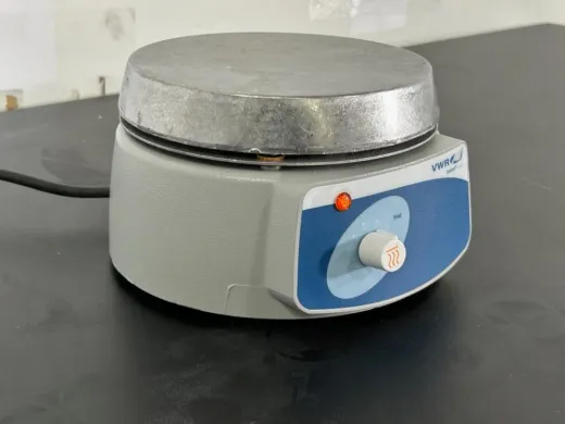 VWR Dylatherm Laboratory Hotplate with Manual Heat Control and Indicator Light