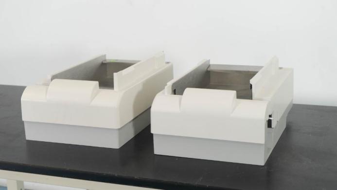 Laboratory Stainless Steel Trays for Sample Handling and Storage-cover