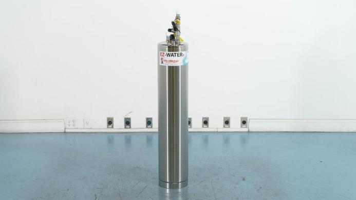 Microbiology International EZ-WaterR Laboratory Ultrapure Water Purification System-cover