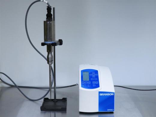 Branson SFX250 Ultrasonic Sonifier with Probe for Precise Sample Processing-cover