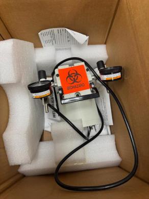 Welch Model 2522B-01 Rotary Vane Vacuum Pump with Pressure Gauges and Tubing-cover