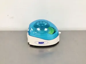 Benchmark MyFuge Mini Centrifuge for PCR and Microtube Spin-Downs (C1012, C1008), 2 of 9