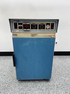 Lunaire BIO-665G CO2 Incubator for Controlled Cell Culture Environment-cover