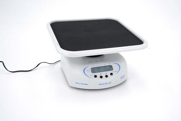 Sartorius CPA64 Competence Analytical Balance, 0.1 mg Readability, 64 g Capacity-cover