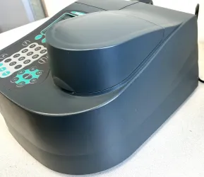Thermo Fisher Genesys 10UV Scanning UV-Visible Spectrophotometer (190–1100 nm), 11 of 14