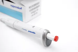 Eppendorf Reference 2 Single-Channel Fixed-Volume Pipette 2.5 mL, 6 of 6