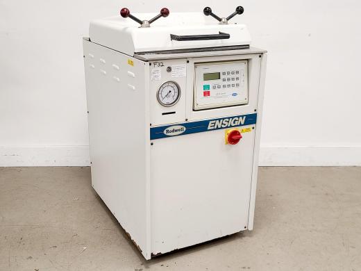 Rodwell Ensign Floor Standing Autoclave 82x56x110 cm Sterilizer-cover