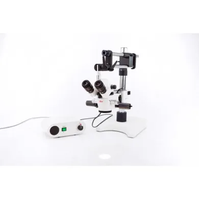 Leica WILD M651 Stereo Microscope with Swing Arm Stand