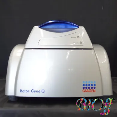 QIAGEN Rotor-Gene Q Real-Time PCR System with Desktop PC and Monitor