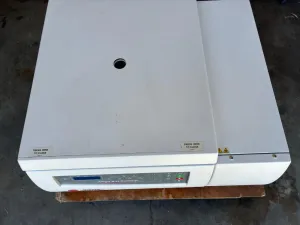 Beckman Coulter Allegra X-14 High-Performance Benchtop Centrifuge, 3 of 4