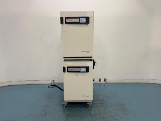 Thermo Fisher Scientific HERAcell Vios 160i Doublestack CO2 Incubator for Cell Culture-cover