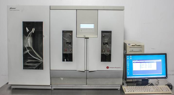 Biosystems Pioneer Automated Peptide Synthesizer with Computer Control and VG Condition-cover