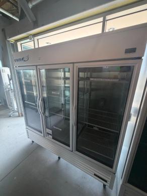VWR GDM 72 SCI HC TSL01 Double-Door Upright Laboratory Refrigerator with Glass Doors-cover