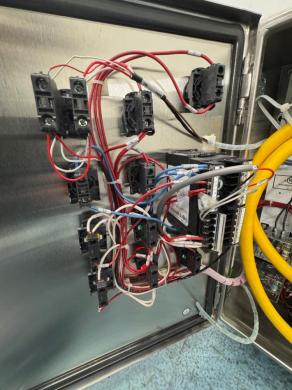 Mokon DT4309AHY01 Industrial Temperature Control Unit for Precise Thermal Management-cover