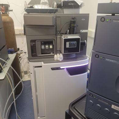 Waters Synapt XS QTOF Mass Spectrometer with StepWave XS and ZSpray ESI Source-cover