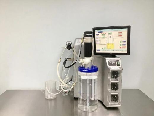 Eppendorf BioFlo 310 Benchtop Bioreactor and Fermentor System-cover