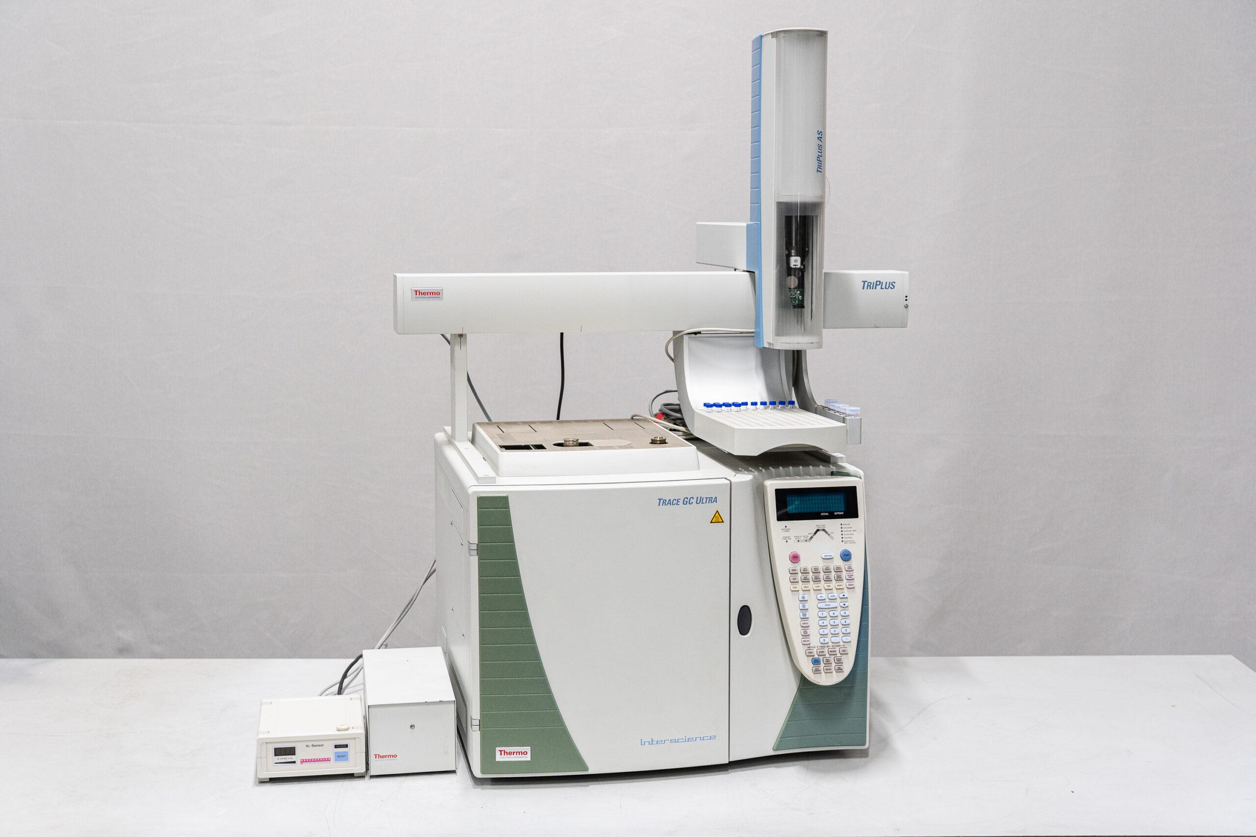 Thermo Fisher Trace GC Ultra with Triplus Autosampler and H₂ Sensor plus 32L Cryogenic Liquid Nitrogen Dewar