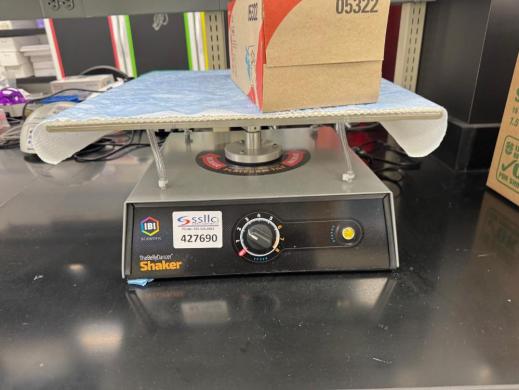 IBI Scientific BDRAA1155 TheBellyDancer Benchtop Platform Shaker-cover