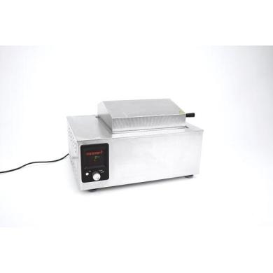 Memmert WNB14 14L Temperature-Controlled Laboratory Water Bath up to 99°C-cover