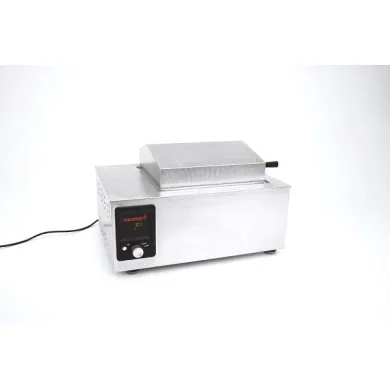 Memmert WNB14 14L Temperature-Controlled Laboratory Water Bath up to 99°C