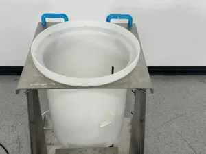 Millipore Mobius Mix 10-50 Carrier, 3 of 4