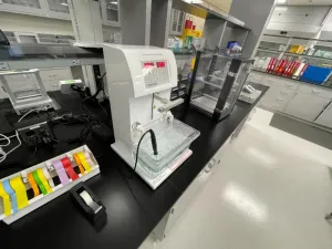 Erweka ZT 122 6-Station Digital Dissolution Tester for Pharmaceutical Applications, 4 of 5