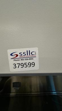 Thermo Scientific 1300 Series A2 Model 1377 6-Foot Biological Safety Cabinet-cover