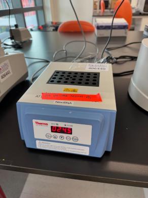 Thermo Fisher Scientific Thermo 1 Block Standard Dry Bath Incubator-cover