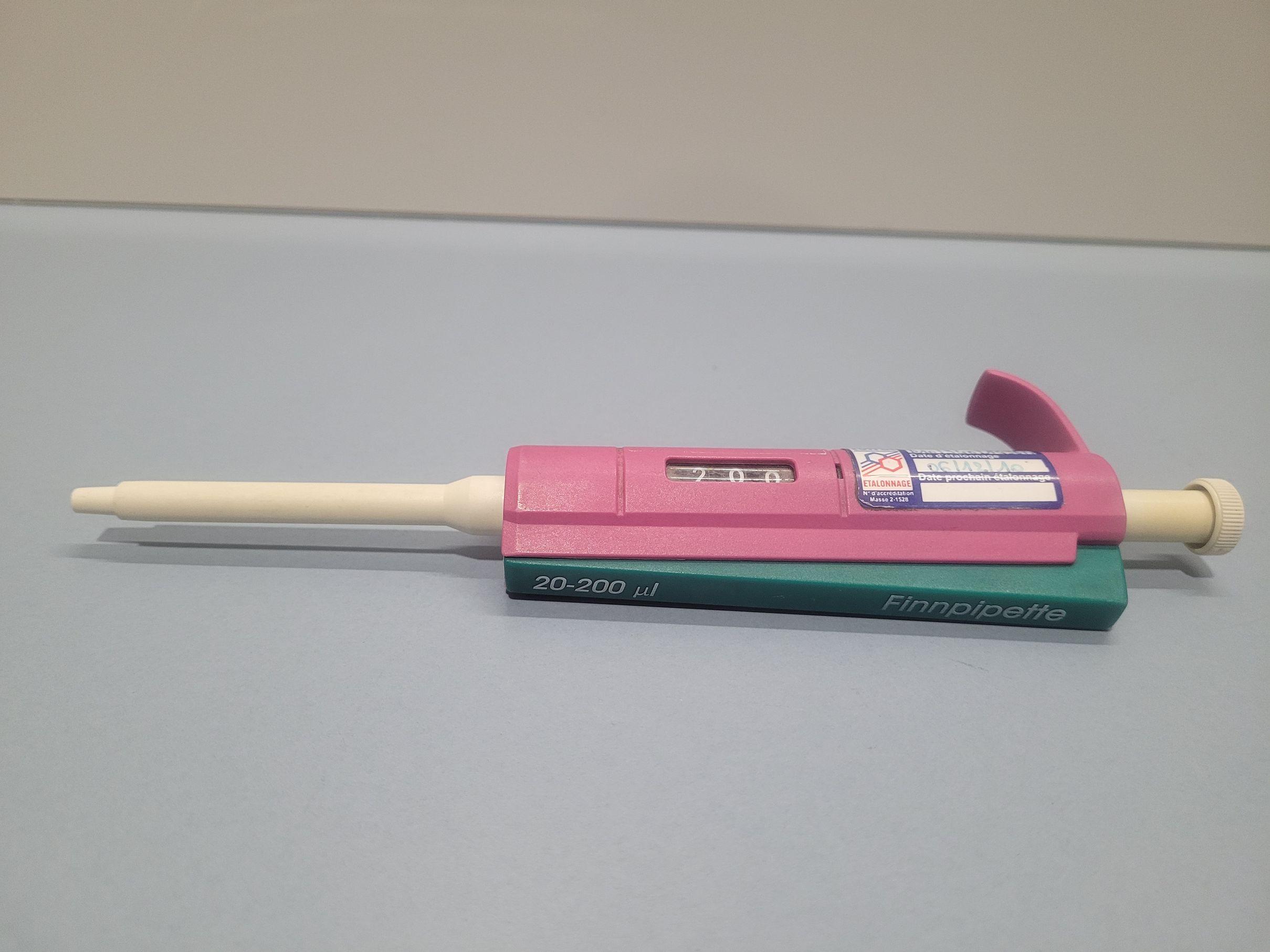 Thermo Scientific Finnpipette 20-200µL Laboratory Pipette