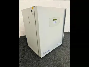 New Brunswick Galaxy 170 S CO2 Incubator with 165L Capacity, 5 of 13