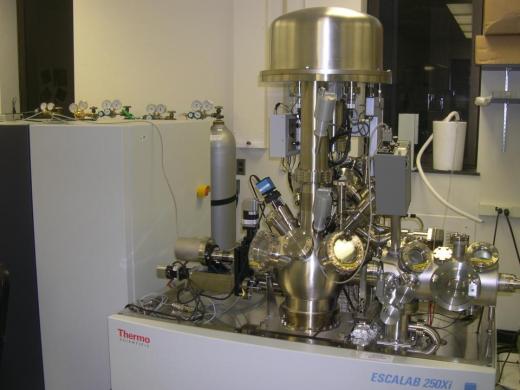 Thermo Fisher Scientific ESCALAB 250Xi-cover