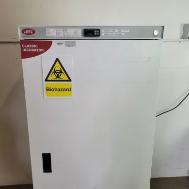 LEEC C330 Classic Incubator with Digital Microprocessor Controller