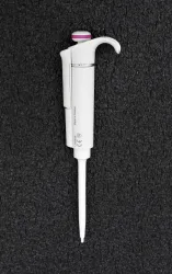 Thermo Scientific Finn F1 Manual Single Channel Micropipette 0.2-2 µL Antimicrobial, 3 of 6