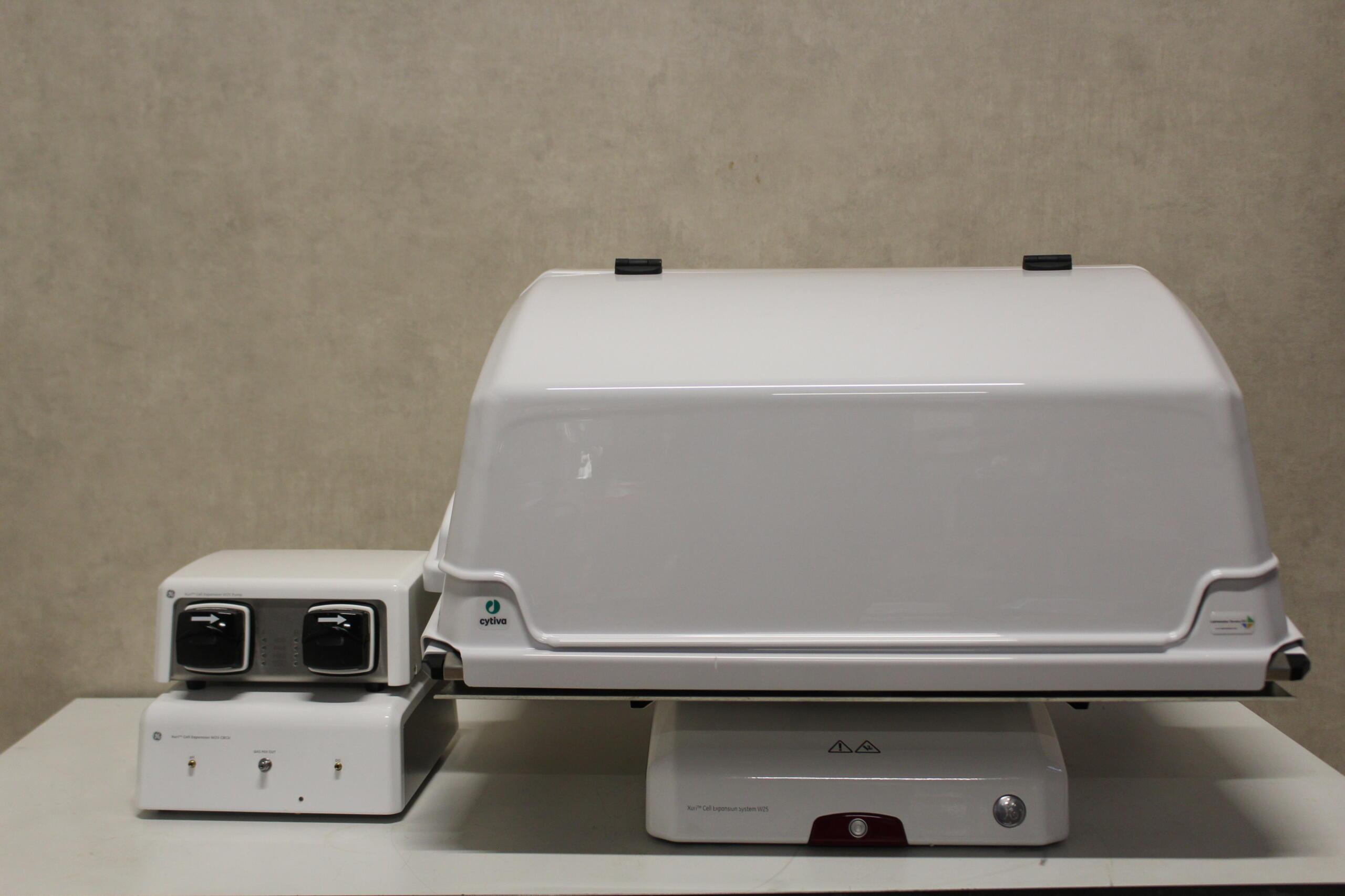 Cytiva Xuri W25 Automated Cell Expansion Bioreactor System for Up to 25 L Volumes
