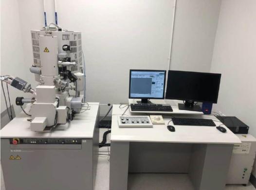 Hitachi S-4800-cover