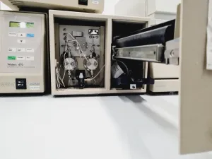 Waters HPLC 600E System with 717 Autosampler and 996 PAD for Analytical Chromatography, 27 of 52