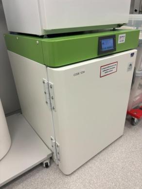 Stirling Ultracold SU105UE Ultra-Low Temperature Under-Counter Freezer -86°C, 105L-cover