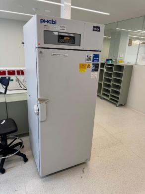 PHCbi MDF-U731M-PE -30°C Biomedical Ultra-low Temperature Freezer-cover