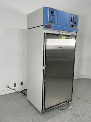 Thermo Scientific Forma Environmental Chamber Model 3920ETO with Temperature and Humidity Control