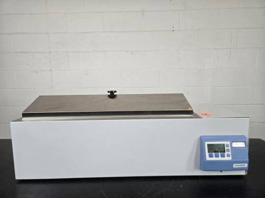 Thermo Scientific Precision CIR 35 Circulating Water Bath, 110-115V, 50/60Hz-cover