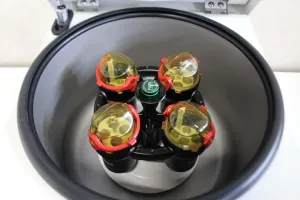Thermo Heraeus Megafuge 8 Centrifuge, 3 of 7