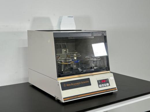 New Brunswick C24 Incubator Shaker-cover