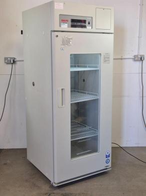 Sanyo MPR 720 Labcool Pharmaceutrical Refrigerator-cover