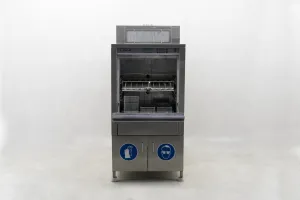 Lancer 1400 UPSS Multi-level Laboratory Washer-Dryer, 3 of 10