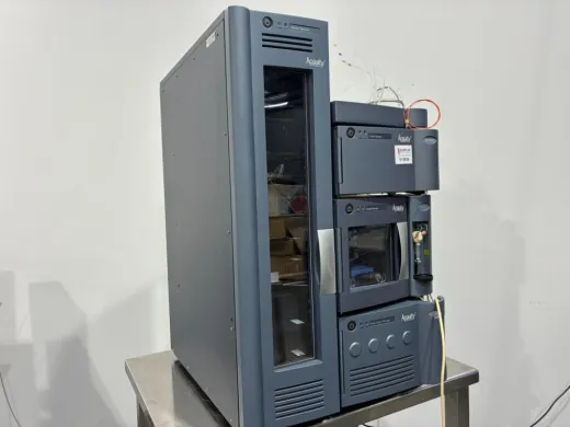 Waters Acquity High-Performance Liquid Chromatography (HPLC) System with Modular Sample and Solvent Management